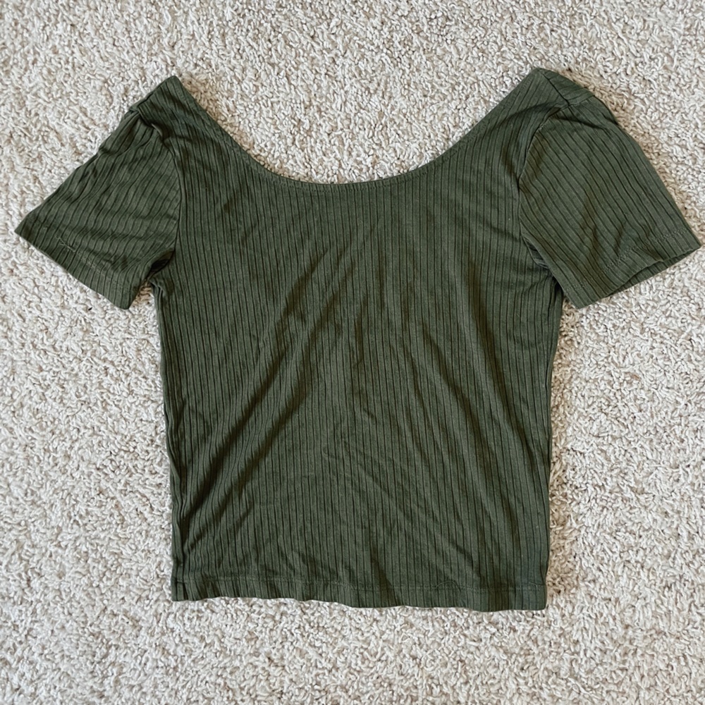 Olive green crop top!